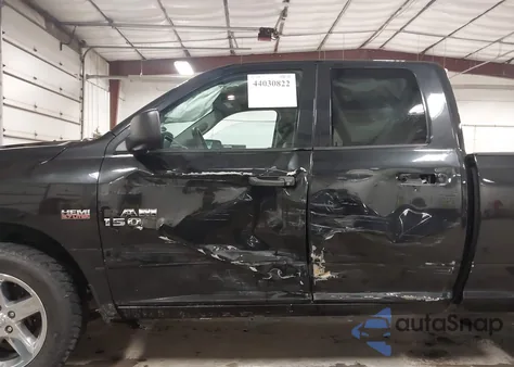 2017 Ram 1500 Express 4X4 6'4 Box from USA, damaged, VIN 1C6RR7FT6HS609236